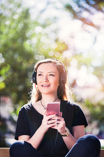 Menciptakan Nook Membaca yang Menenangkan